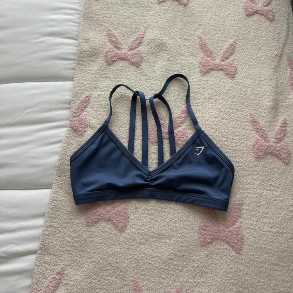 Gorgeous blue Gymshark sports bra
